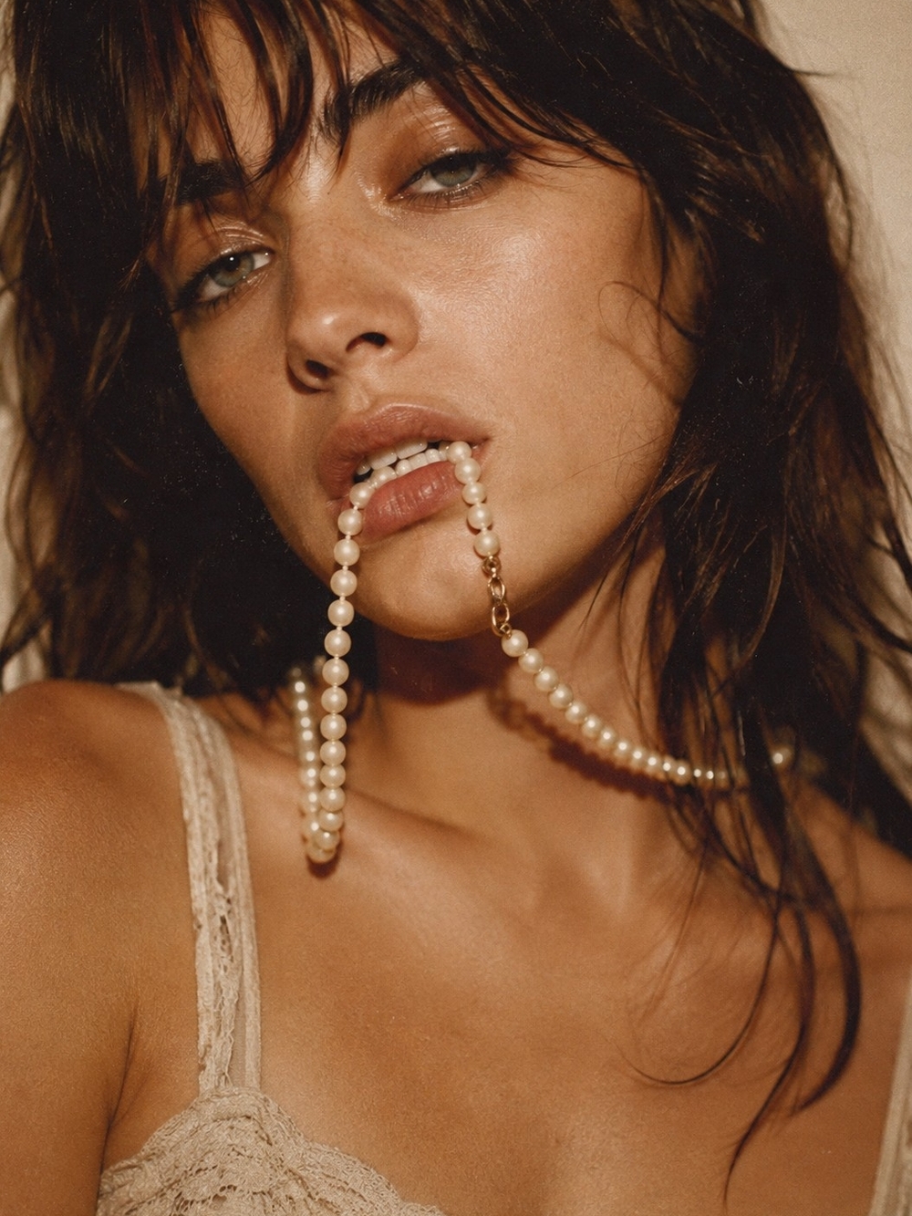 🤍 Vintage Pearl Necklace — Timeless Statement Piece